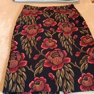 Beautiful like new cotton/ spandex skirt